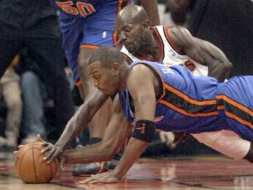 Με «λάμψη» Στογιάκοβιτς η επικράτηση των Κινγκς επί των Γκρίζλις