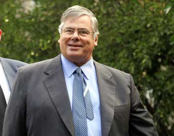 Επίθεση Έβερτ σε Σημίτη για τις δηλώσεις του τέως πρωθυπουργού περί απογραφής