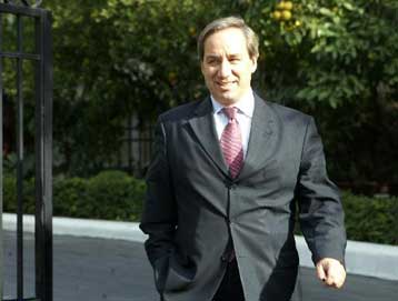 Αντιπαράθεση κυβέρνησης – ΠΑΣΟΚ για την απογραφή μετά την επιστολή της Κομισιόν