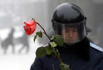 Με κομμένη την ανάσα η Ουκρανία αναμένει την ετυμηγορία του Ανώτατου Δικαστηρόυ