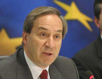 Έτος – καμπή το 2005 για την Ελλάδα, λέει ο Γιώργος Αλογοσκούφης