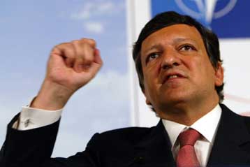 Στενότερη συνεργασία μεταξύ ΕΕ και ΗΠΑ ζητά ο Μπους με επιστολή στον Μπαρόζο