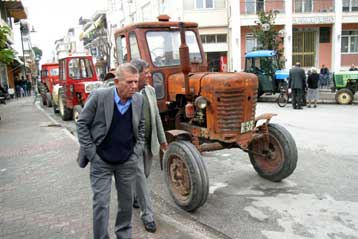 Κινητοποιήσεις των αγροτών στα Χανιά για την καταβολή των επιδοτήσεων του λαδιού