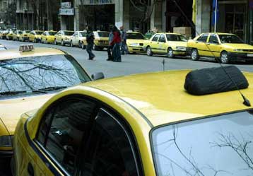 Απεργιακές κινητοποιήσεις προαναγγέλλουν οι αυτοκινητιστές ταξί Αττικής