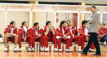 Στην μοναξιά του… υπογείου ο Ολυμπιακός, στο… ρετιρέ ανέβηκε η ΑΕΚ