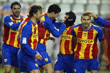 Στον 8ο όμιλο το μεγαλύτερο ενδιαφέρον στη τελευταία αγωνιστική του Champions League