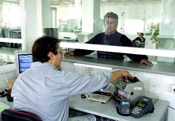 Aνησυχητικές ενδείξεις για φαινόμενα φοροδιαφυγής από την εικόνα των εσόδων ΦΠΑ