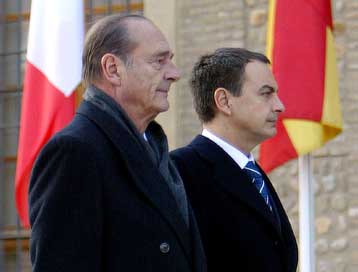 Tρομοκρατία και Ευρωπαϊκό Σύνταγμα στην ατζέντα των συνομιλιών Θαπατέρο – Σιράκ