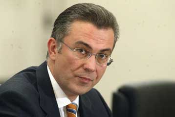 Αμηχανία καταλογίζει η ΝΔ στο ΠΑΣΟΚ για το θέμα του βασικού μετόχου