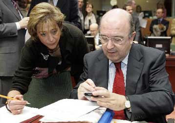 Πάνω από 3% το έλλειμμα της Ελλάδας την περίοδο 1997-2003, λέει και το Ecofin