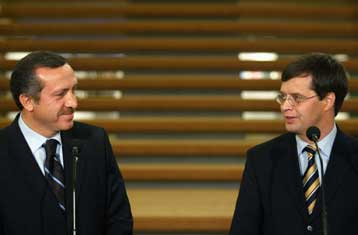 Πρωτοβουλία της Αγκυρας για την Κύπρο αναμένει η ΕΕ εν όψει της Συνόδου Κορυφής