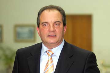 Με τον Πατριάρχη Αλέξιο Β συναντήθηκε ο Κ.Καραμανλής στη Μόσχα