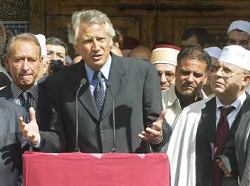 Ιμάμηδες με γαλλική μόρφωση και κουλτούρα επιθυμεί η κυβέρνηση της Γαλλίας