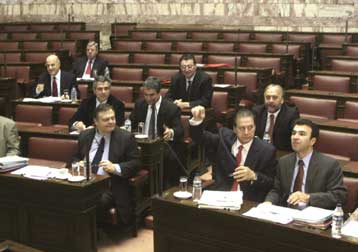 Βίντεο με συναλλαγή πρώην αξιωματούχου του Πενταγώνου με στέλεχος της ρωσικής εταιρίας