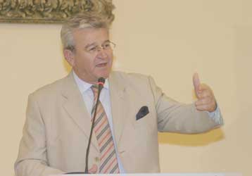 Αφορολόγητες οι επιχορηγήσεις του νέου αναπτυξιακού νόμου, δήλωσε ο Χρ.Φώλιας