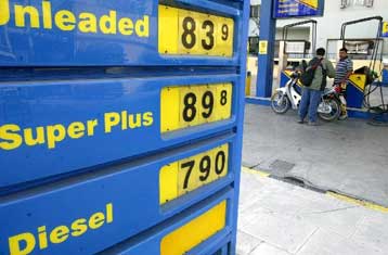 Αυστηρή γλώσσα Σιούφα για την τιμή της αμόλυβδης στην ελληνική αγορά