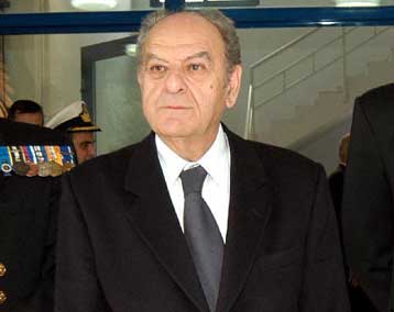 Σκληρή γλώσσα από Ζορμπά για τις συμβάσεις των TOR-M1 και TPQ-37