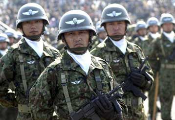 Αναθεώρηση του αμυντικού δόγματος της Ιαπωνίας με άξονα τη διεθνή συνεργασία