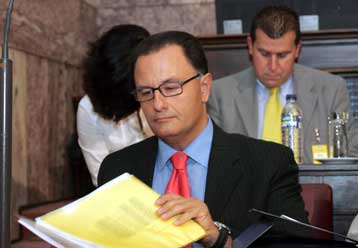 Επιπλέον κλίμακες του ΕΚΑΣ «ανοίγουν» το δρόμο σε 30.000 νέους δικαιούχους