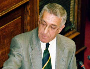 Αισιόδοξος εμφανίστηκε ο Νικήτας Κακλαμάνης για το νέο σύστημα εφημεριών