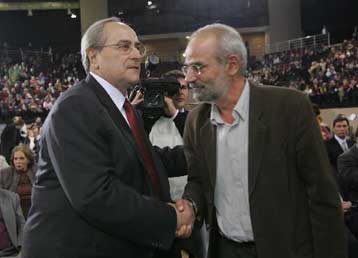 «Όχι» στην πρόταση Παπανδρέου για διάλογο ΠΑΣΟΚ – ΣΥΝ είπε ο Αλέκος Αλαβάνος