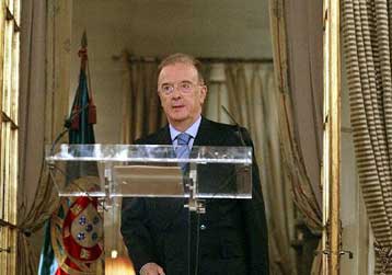 Πρόωρες εκλογές για τις 20 Φεβρουαρίου προκηρύχθηκαν στην Πορτογαλία