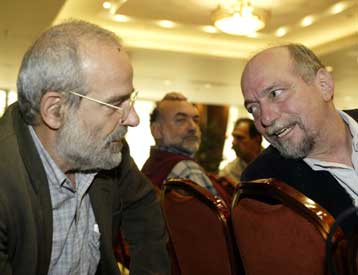 Για νέο πρόεδρο ψηφίζουν την Κυριακή τα στελέχη του Συνασπισμού