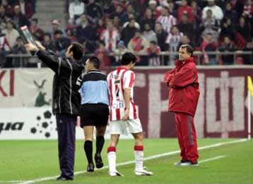 Υπέρ του Μπάγεβιτς τάχθηκε ο Θεοδωρίδης-Την Τετάρτη συζητούνται οι μεταγραφές