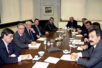 Χωρίς αποτέλεσμα η συνάντηση ΟΤΟΕ με τραπεζίτες για το ασφαλιστικό των τραπεζών