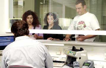 Αυξημένο κατά 300 ευρώ είναι το μέσο δηλωθέν εισόδημα των Ελλήνων σύμφωνα με τις ΔΟΥ