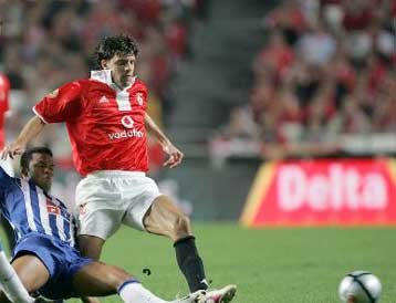 Ο Τάκης Φύσσας γνώρισε το… κακό πρόσωπο των φιλάθλων της Μπενφίκα