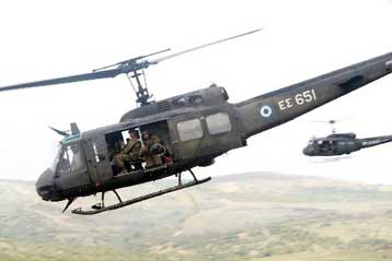 Καθηλώνονται στο έδαφος όλα τα ελικόπτερα τύπου Huey του Ελληνικού Στρατού