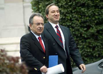 Η εκτέλεση του προϋπολογισμού στο επίκεντρο σύσκεψης στο Μαξίμου