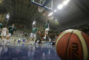 Με εντυπωσιακό φινάλε, ο Παναθηναϊκός 103-89 την Ορτέζ-Στον πόντο η ΑΕΚ την Ολίμπια