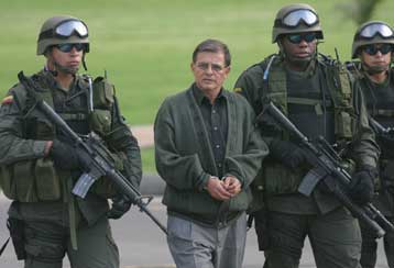Τη σύλληψη του «πρέσβη» των ανταρτών FARC στο εξωτερικό ανακοίνωσαν οι Κολομβιανοί
