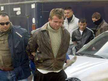 Διώξεις σε βαθμό κακουργήματος αντιμετωπίζουν οι δράστες της λεωφορειοπειρατείας