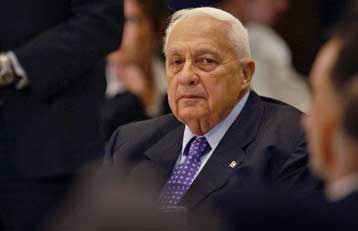 Οι Εργατικοί προσχωρούν στην κυβέρνηση Σαρόν