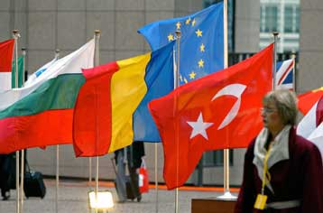 Το 24ωρο των παρασκηνιακών διαβουλεύσεων στη Σύνοδο Κορυφής των Βρυξελλών