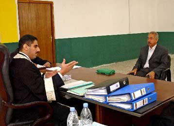 Ενώπιον του ανακριτή ο «Χημικός Αλί» και ο πρώην υπουργός Αμυνας του Ιράκ