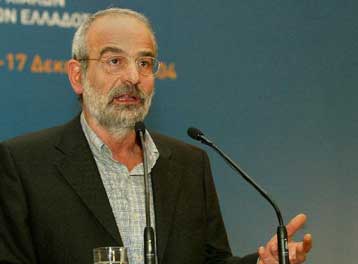 Αντίθετος ο Αλ.Αλαβάνος με τις αποφάσεις της Συνόδου Κορυφής της ΕΕ