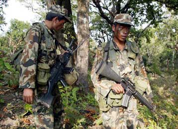 Στις 11.000 τα θύματα των ένοπλων συγκρούσεων στο Νεπάλ