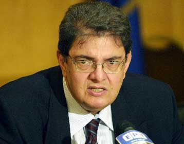 Η κυβέρνηση σκοπεύει να πωλήσει το 15% του ΟΤΕ στην Telefonica, λέει ο Χρ.Βερελής