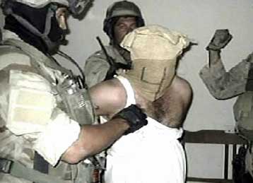 Οι ΗΠΑ απέναντι σε νέες κατηγορίες για βασανισμό κρατουμένων σε Ιράκ – Γκουαντάναμο