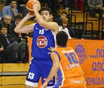 Η Ολύμπια νίκησε τον Ηρακλή 68-63 στον ελληνικό «εμφύλιο»