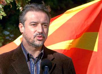 Την αναγνώριση της ΠΓΔΜ με τη συνταγματική της ονομασία εξαίρει ο Μπ.Τσερβένκοφσκι