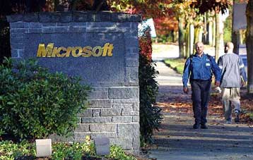 Δεν αναστέλει τα αντιμονοπωλιακά μέτρα κατά της Microsoft το Ευρωπαϊκό Δικαστήριο