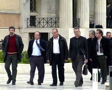 «Όχι» σε πολιτική λιτότητας λένε ΓΣΕΕ και ΑΔΕΔΥ εν όψει της ψήφισης του προϋπολογισμού