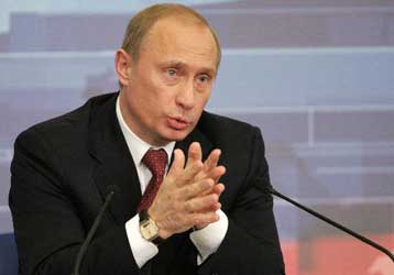 Με κριτική κατά της Δύσης, αλλά και «εύσημα» προς Μπους, το ετήσιο διάγγελμα Πούτιν