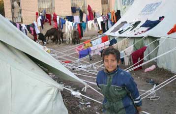 Εν μέσω συγκρούσεων η επιστροφή χιλιάδων Ιρακινών στην κατεστραμμένη Φαλούτζα