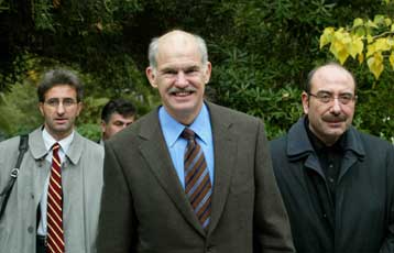 Αλλαγές στο ΠΑΣΟΚ εν όψει της πολιτικής αντεπίθεσης προανήγγειλε ο Γ.Παπανδρέου